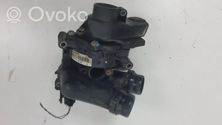 Audi A4 S4 B8 8K Vesipumppu 06H121026AB