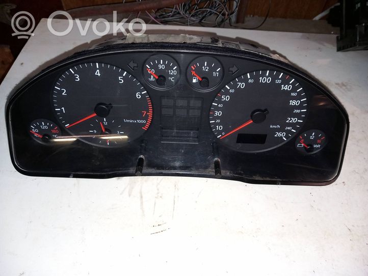 Audi A6 S6 C5 4B Tachimetro (quadro strumenti) 4B0919860F