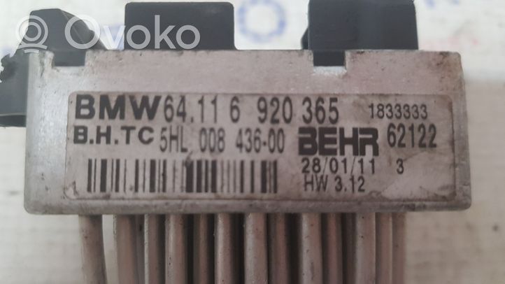 BMW 3 E46 Pečiuko ventiliatoriaus reostatas (reustatas) 6920365