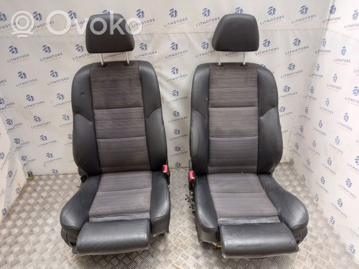 BMW 5 E60 E61 Set interni 