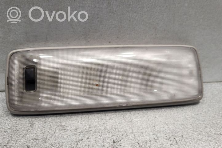 Mazda MPV II LW Lampka podsufitki tylna P0279