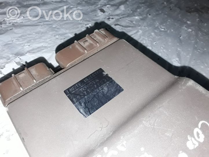 Toyota Corolla E110 Unité / module de commande d'injection de carburant 8987120030