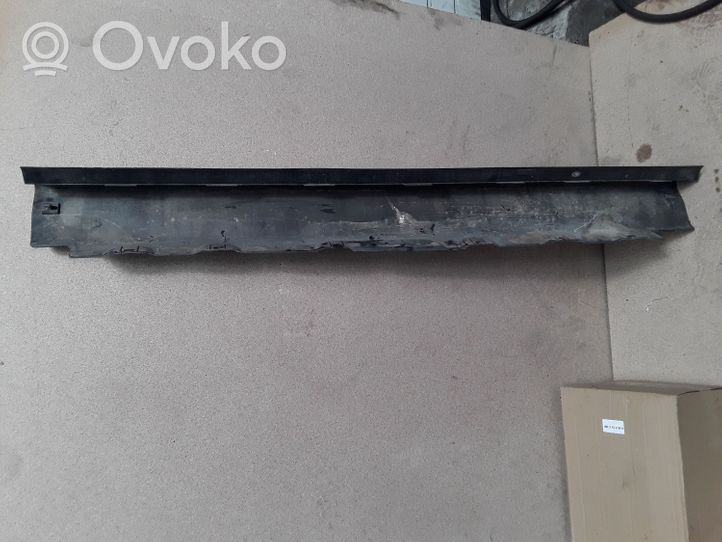 BMW X5 E53 Sill 8408705