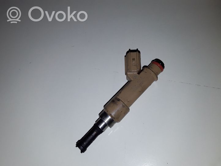 Toyota Prius (XW30) Fuel injector 