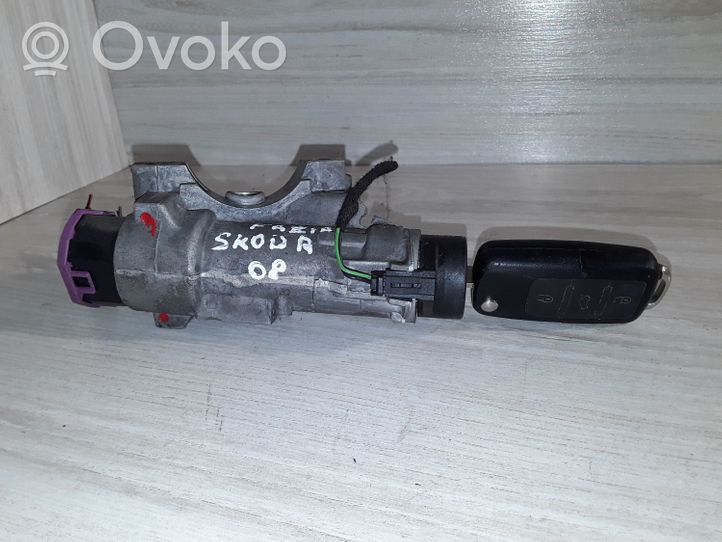 Skoda Fabia Mk2 (5J) Ignition lock 