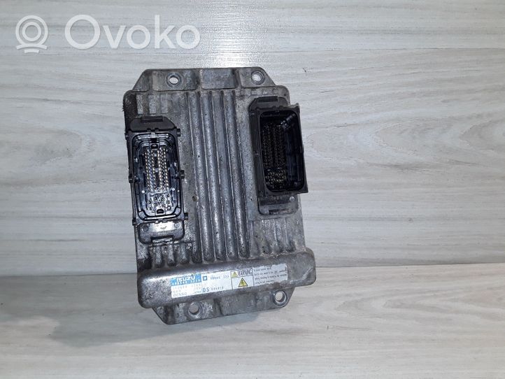 Opel Meriva A Engine control unit/module 8980003220