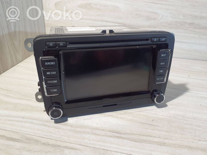 Skoda Superb B6 (3T) Panel / Radioodtwarzacz CD/DVD/GPS 3T0035686C