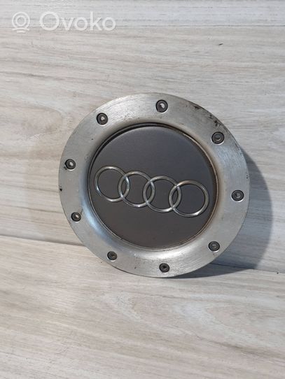 Audi A3 S3 8L Borchia ruota originale 8P0601165G