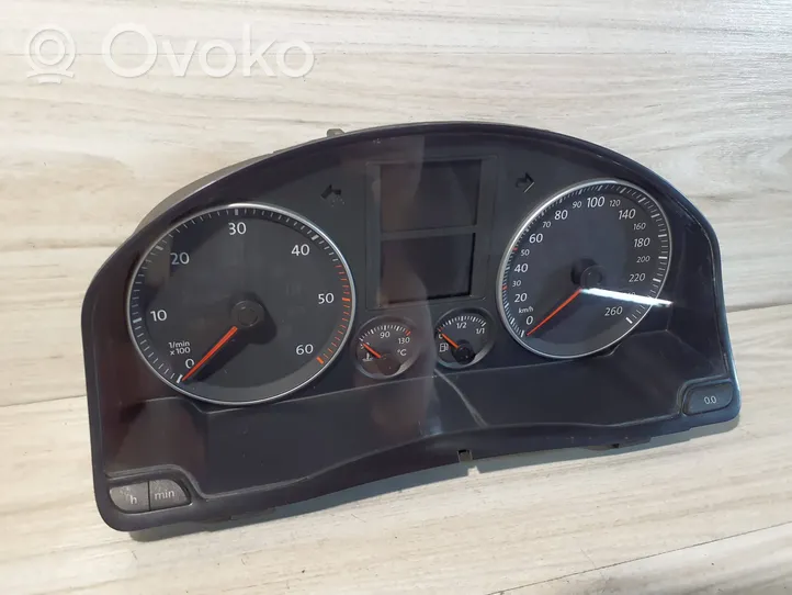 Volkswagen Golf Plus Compteur de vitesse tableau de bord 1K0920851P