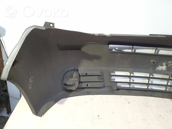 Renault Trafic II (X83) Front bumper 7700312785