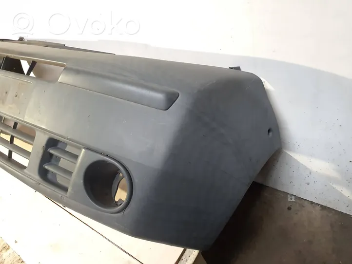 Renault Trafic II (X83) Front bumper 7700312785