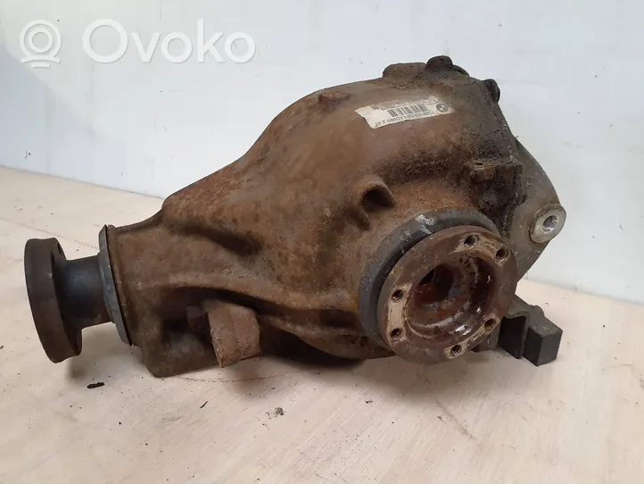 BMW 3 E46 Aizmugurējais reduktors 7526153