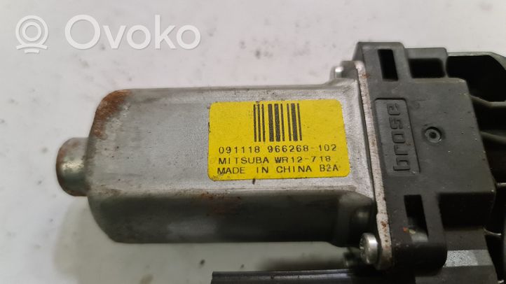 Volvo XC60 Priekinis varikliukas langų pakėlėjo 966268102