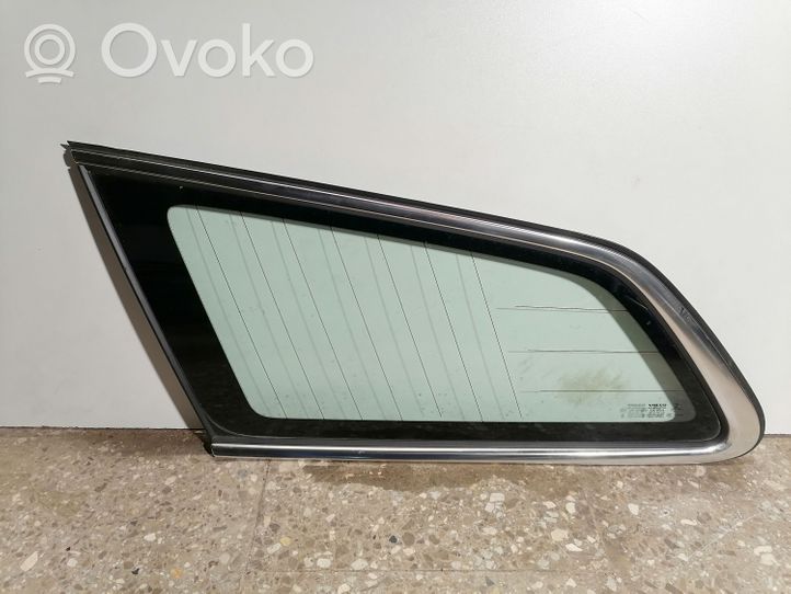 Volvo S90, V90 Takasivuikkuna/-lasi 32219282
