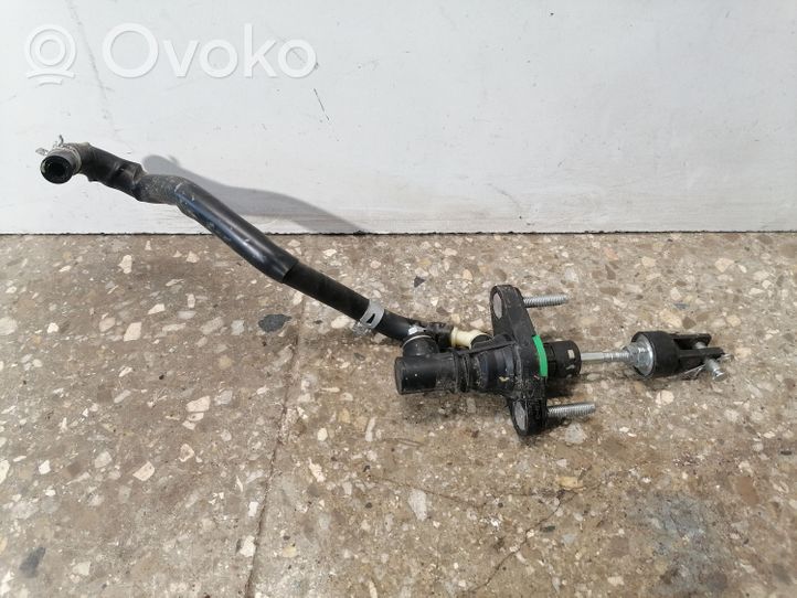 Toyota Avensis T270 Główny cylinder sprzęgła 3142002031