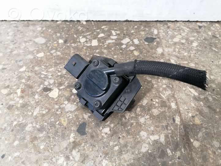 BMW 7 E65 E66 Abgasdrucksensor Differenzdrucksensor 7789219