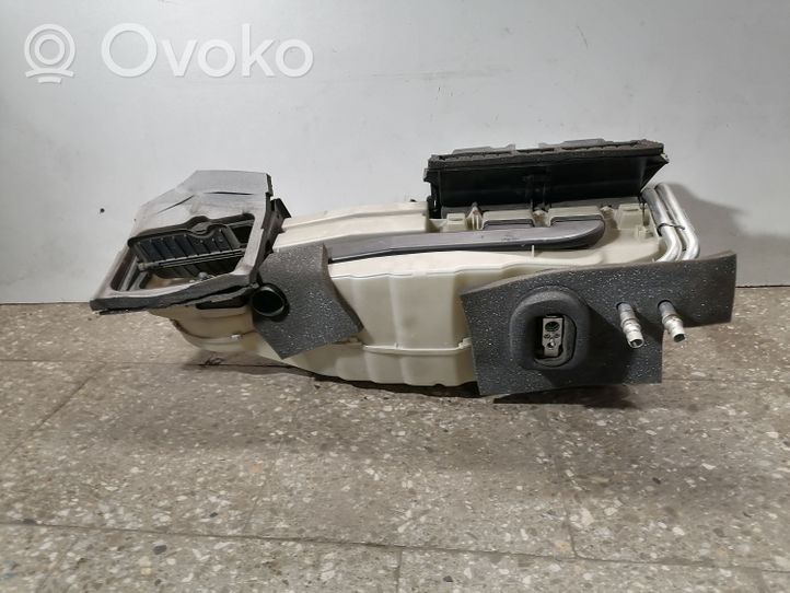 Volvo V70 Scatola climatizzatore riscaldamento abitacolo assemblata P30661705
