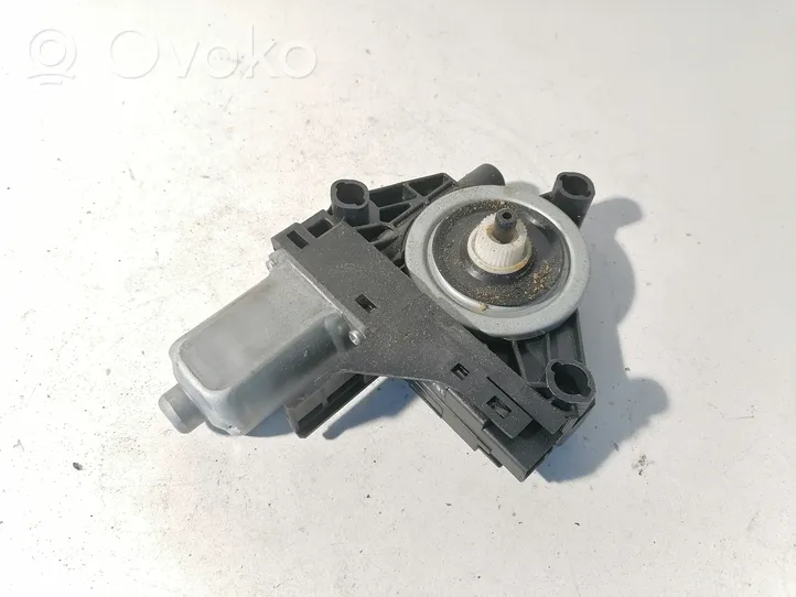 Volvo XC60 Rear door window regulator motor 966265