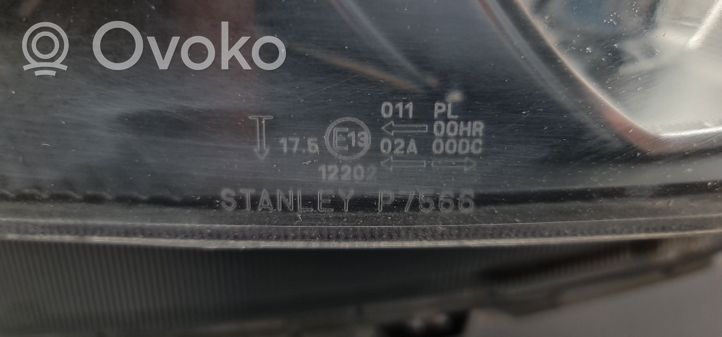 Honda Accord Lampa przednia P7566
