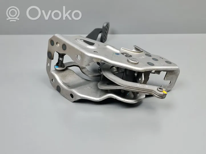 Honda CR-V Brake pedal 