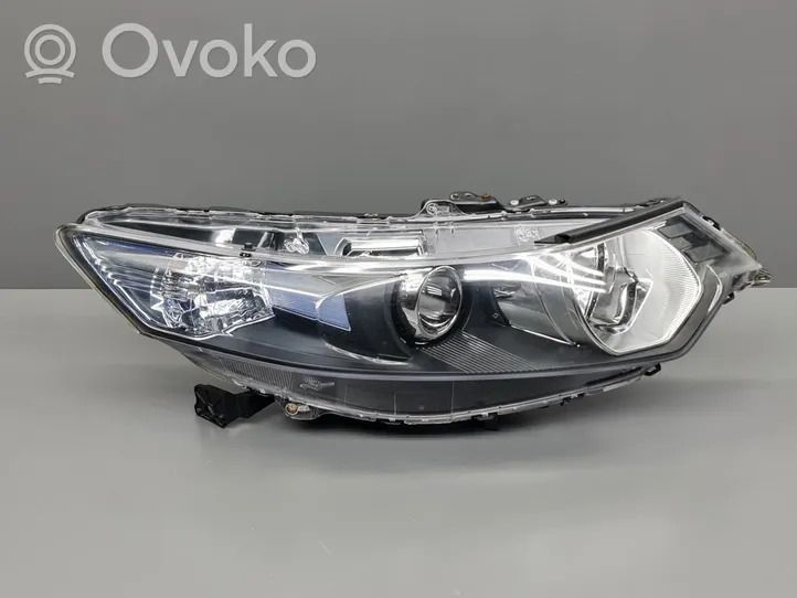 Honda Accord Lampa przednia P7530