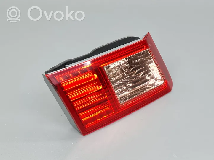 Honda Accord Lampy tylnej klapy bagażnika P7479