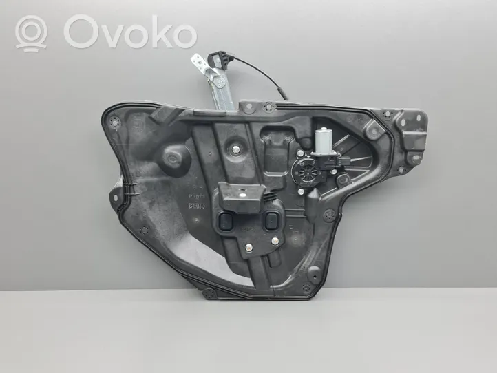 Mazda 3 III Alzacristalli della portiera anteriore con motorino BHN95958X