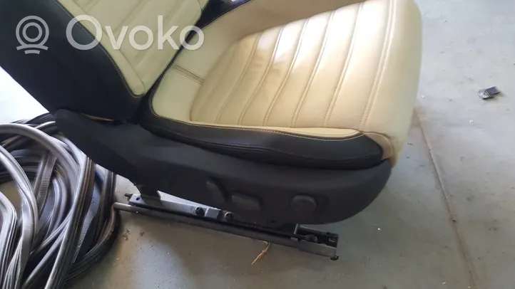 Volkswagen PASSAT CC Asiento delantero del pasajero 3C8881106