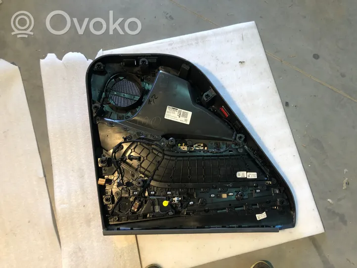 Audi Q5 SQ5 Takaoven verhoilu 80A971693
