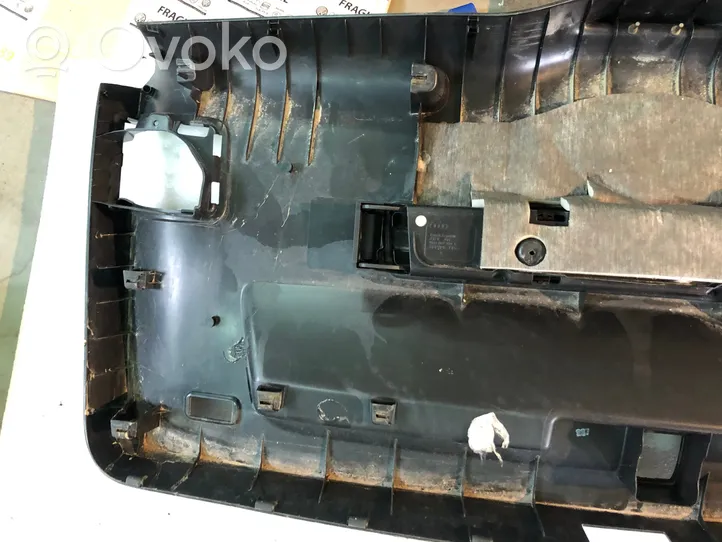 Audi Q5 SQ5 Takaluukun koristelista 8R0867979