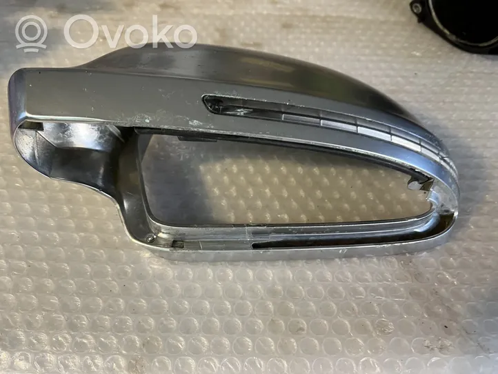 Audi A5 8T 8F Coque de rétroviseur 8T0857527