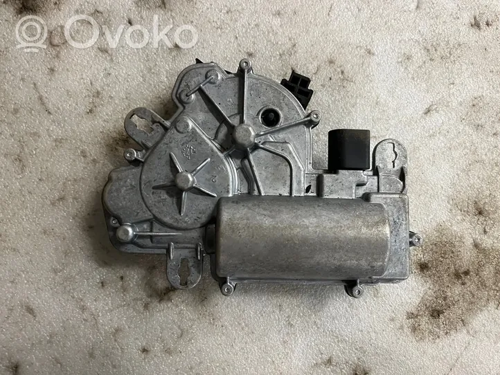 Audi Q7 4M Takaluukun/tavaratilan luukun nostomoottori 4M0827887