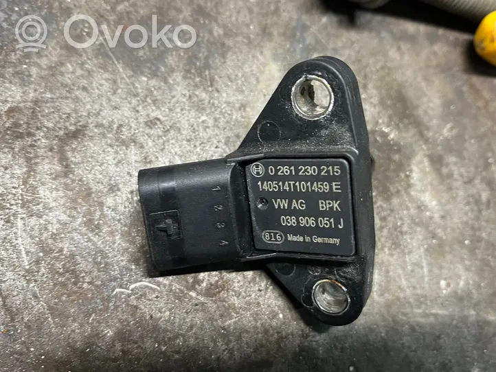 Audi A4 S4 B8 8K Sensore di pressione 038906051J