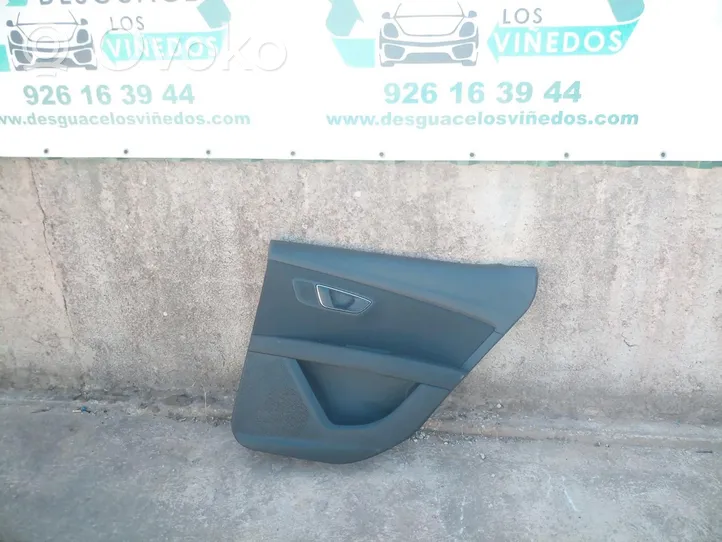 Seat Leon (5F) Takaoven verhoilu 5F4867212C