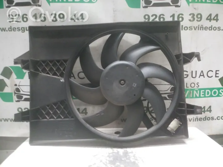 Ford Fiesta Ventilador de refrigeración 8240367