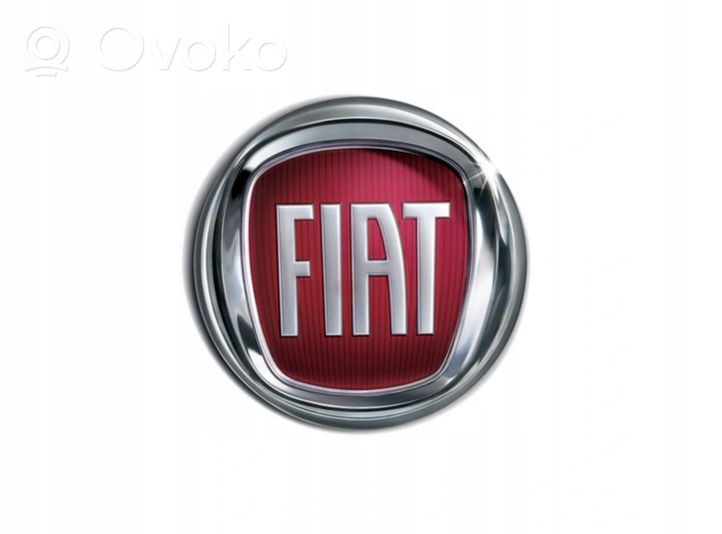 Fiat Panda III Logo, emblème de fabricant 735563897