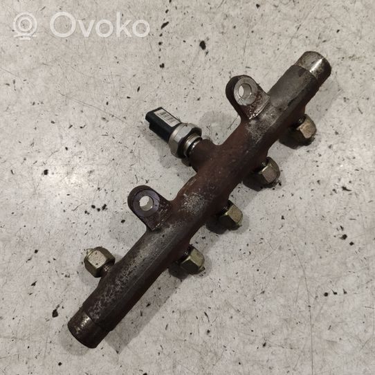 Renault Megane II Kraftstoffverteiler Einspritzleiste Verteilerrohr 8200397346