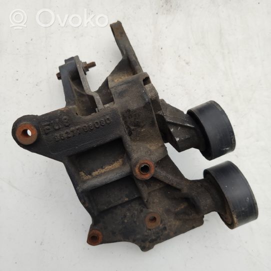 Peugeot 406 Support de générateur / alternateur 9627798080