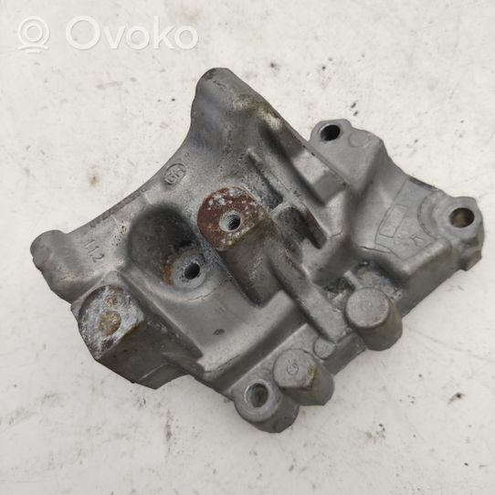 Citroen C8 Support de montage de filtre à carburant 9656597780