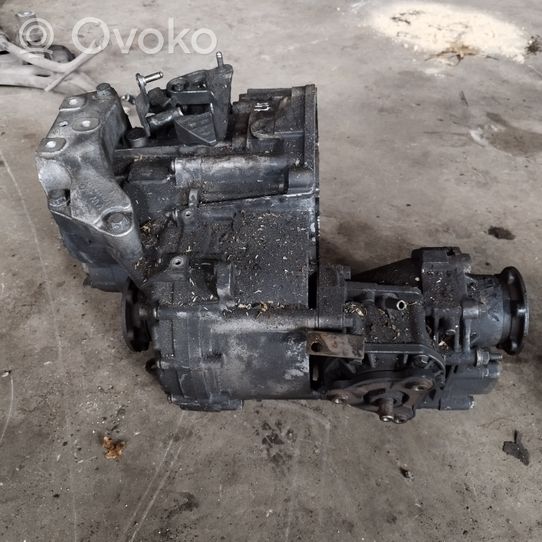 Audi A3 S3 8P Mechaninė 6 pavarų dėžė HVZ