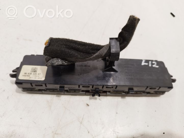 Peugeot 5008 Hazard light switch 96638426XT