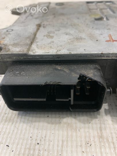 Mitsubishi Colt Блок управления двигателем ECU 860A552