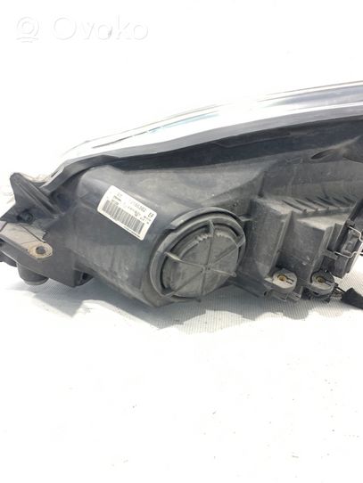 Opel Corsa D Phare frontale 13186382