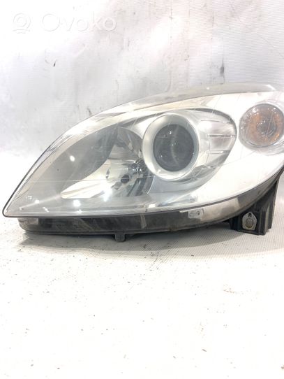 Mercedes-Benz B W245 Lampa przednia A1698201761