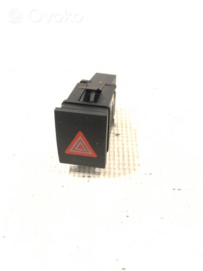 Volkswagen Polo IV 9N3 Hazard light switch 6Q0953235A