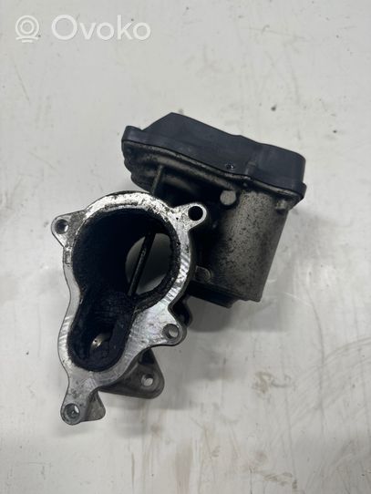 Audi A4 S4 B7 8E 8H Valvola EGR 036131501j