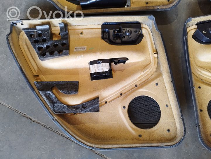 Volvo XC70 Boczki / Tapicerka drzwi / Komplet 