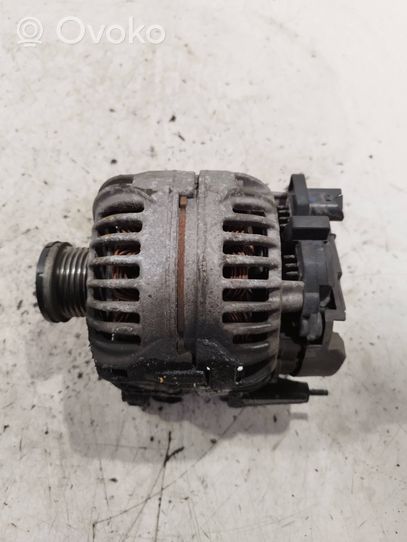 Volkswagen PASSAT B6 Generatore/alternatore 03C903023A