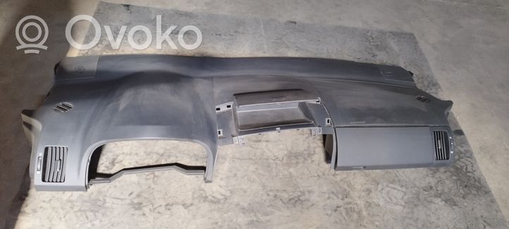 Toyota Corolla Verso AR10 Tableau de bord 553020F010