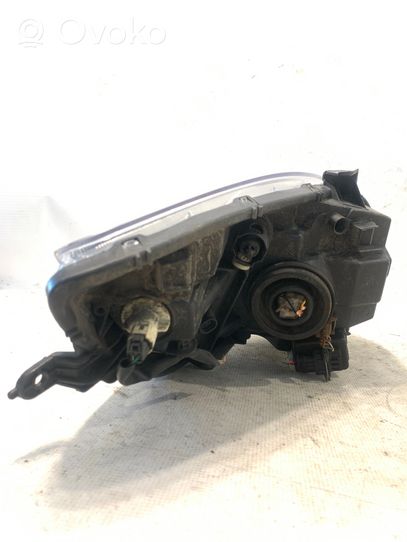 Toyota Yaris Lampa przednia 89903215